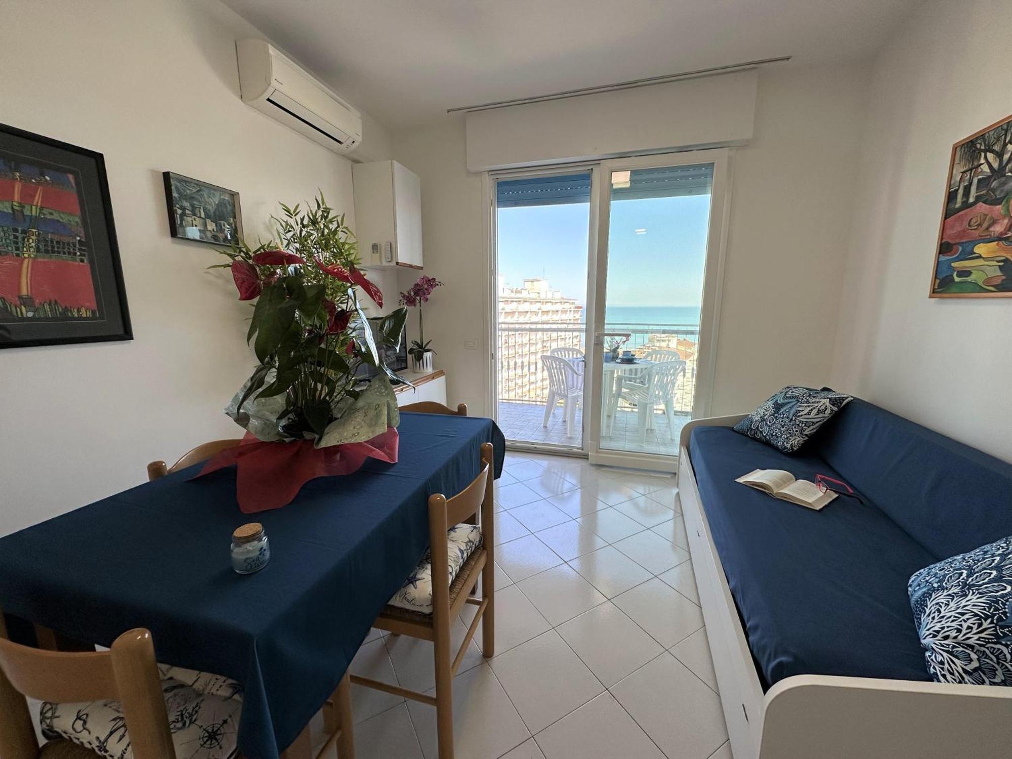 Appartamenti La Torre Lignano Sabbiadoro Eksteriør billede